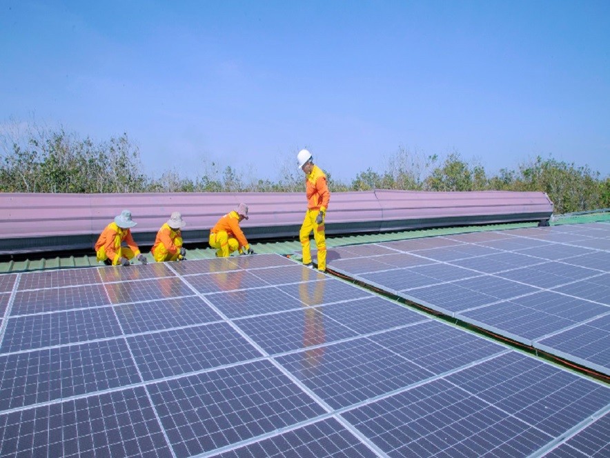 Escolhendo o Integrador de Sistema Fotovoltaico Ideal: 12 Considerações Essenciais para os Consumidores